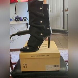 Yoki Black Pointed Stiletto Boot